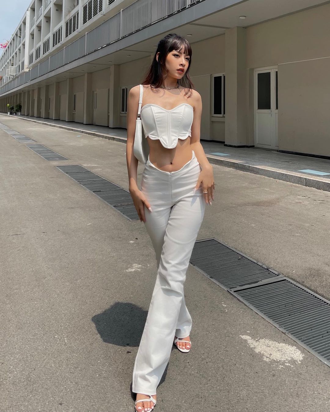 Hóng xem sao Việt diện đồ local brand nào trong tuần qua, chị em dễ sắm theo ngay để có style chanh sả - Ảnh 1. Hóng xem sao Việt diện đồ local brand nào trong tuần qua, chị em dễ sắm theo ngay để có style chanh sả - Ảnh 1.