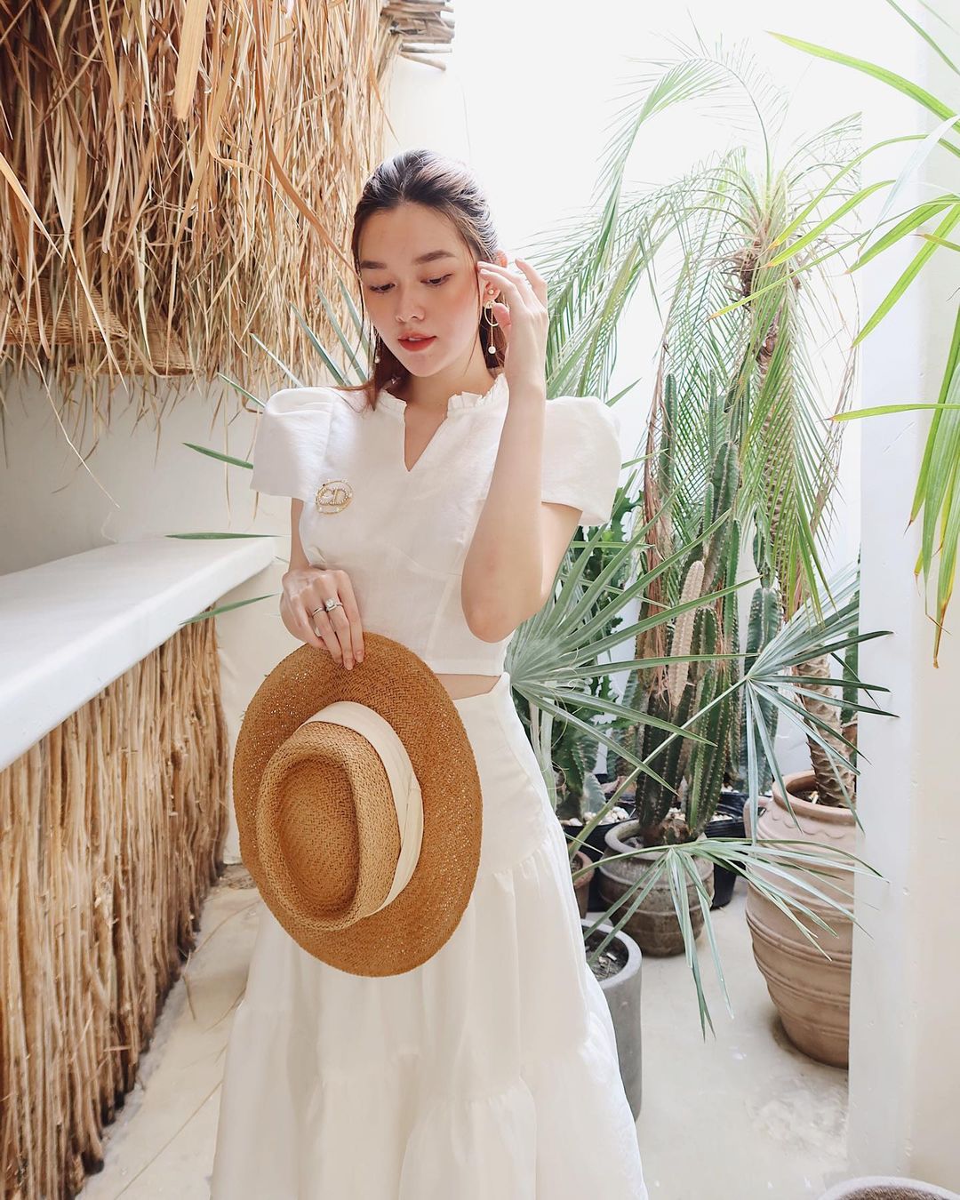 Hóng xem sao Việt diện đồ local brand nào trong tuần qua, chị em dễ sắm theo ngay để có style chanh sả - Ảnh 5. Hóng xem sao Việt diện đồ local brand nào trong tuần qua, chị em dễ sắm theo ngay để có style chanh sả - Ảnh 5.