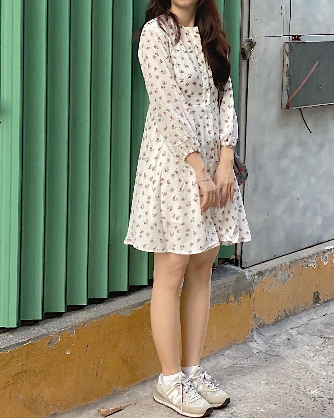 Thiều Bảo Trâm diện váy hoa xinh mê ly, bóc mác mới biết là hàng mua online chỉ 265k - Ảnh 6. Thiều Bảo Trâm diện váy hoa xinh mê ly, bóc mác mới biết là hàng mua online chỉ 265k - Ảnh 6.