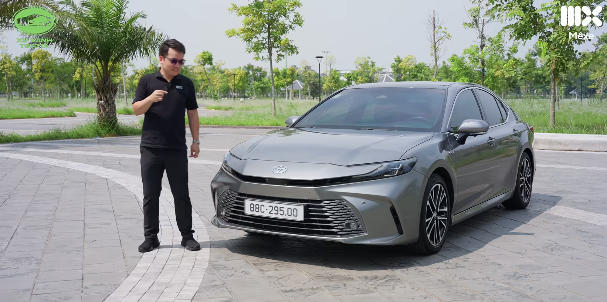 Mê xe – “Xe ông già” Toyota Camry không có đối thủ tại Việt Nam!?