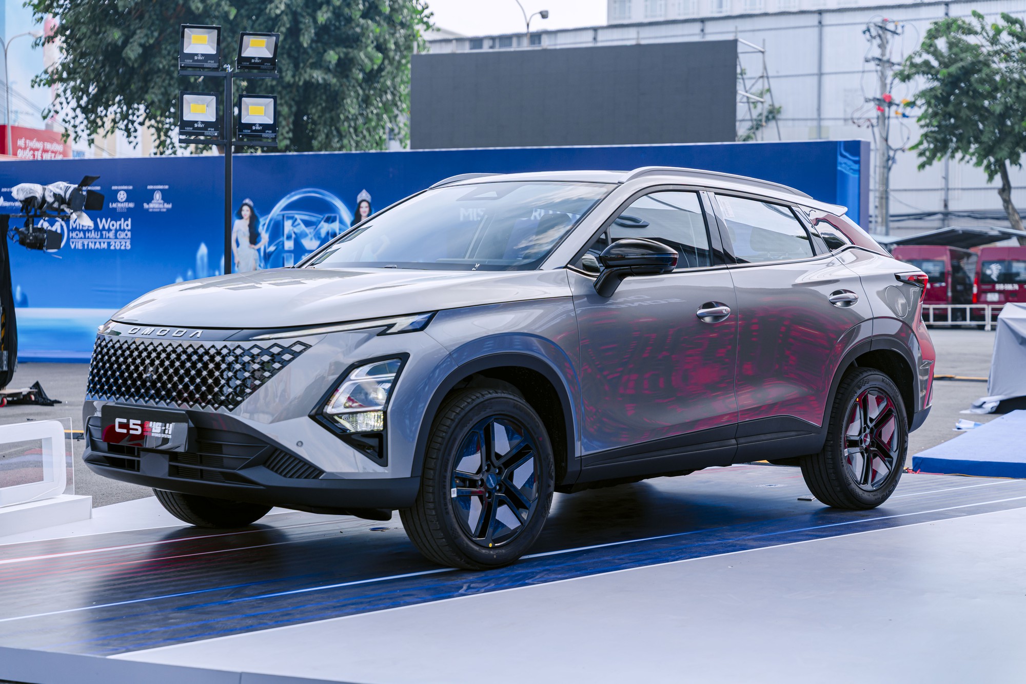 Omoda C5 SHS-H