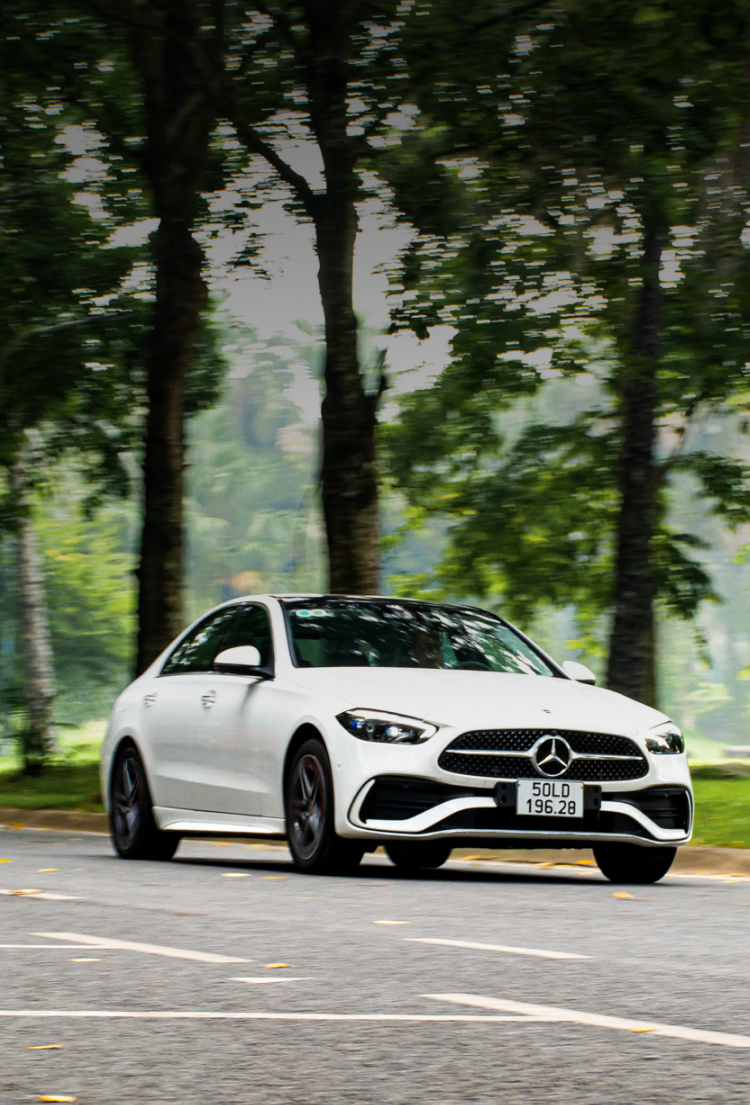 Đánh giá Mercedes-Benz C 300 AMG 2022: Biểu tượng thời thượng của ...