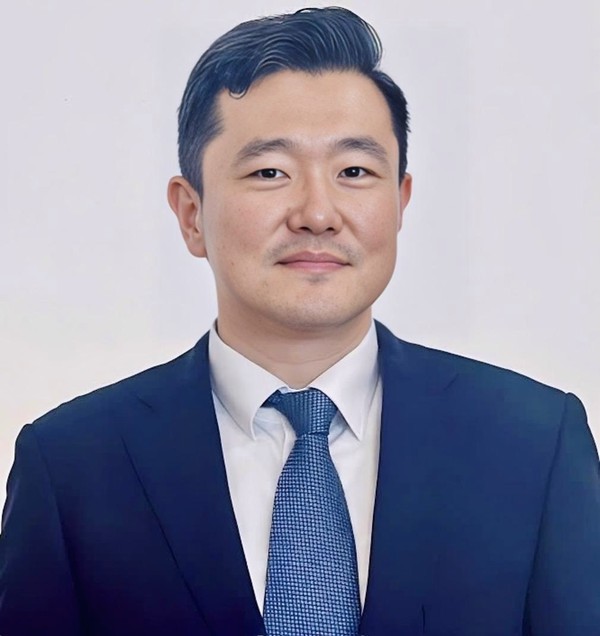 Mr. Juhern Kim